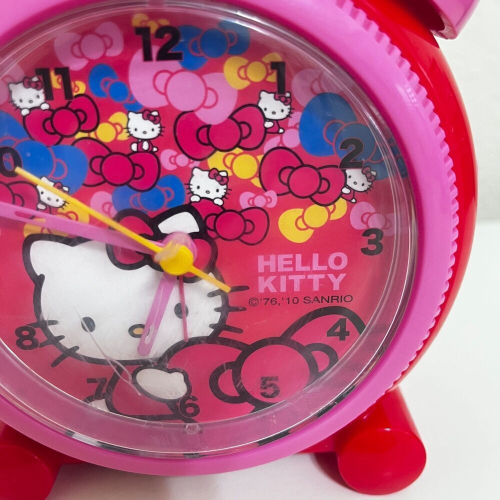 Sanrio Hello Kitty Alarm Clock 2010 Red and Pink Bows - Picture 8 of 14